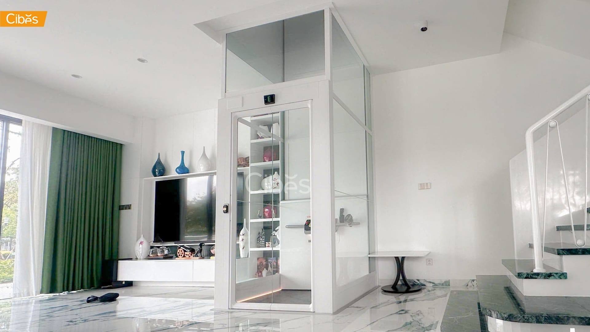 Cibes Cloud Plus home elevator Signal White 1 Cibes Cloud Plus home elevator Signal White 1