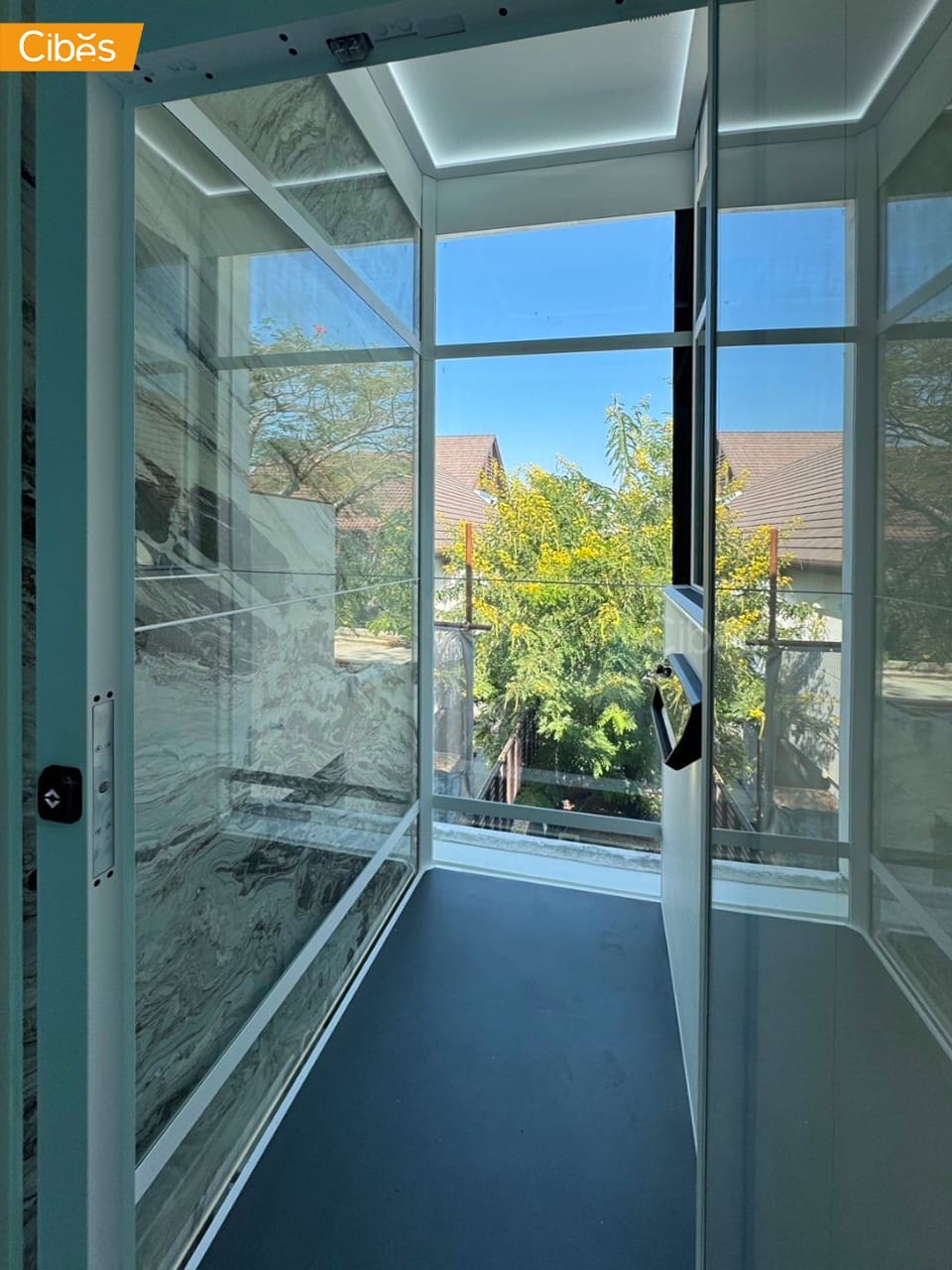 Cibes lift V80 E home elevator 1 Cibes lift V80 E home elevator 1