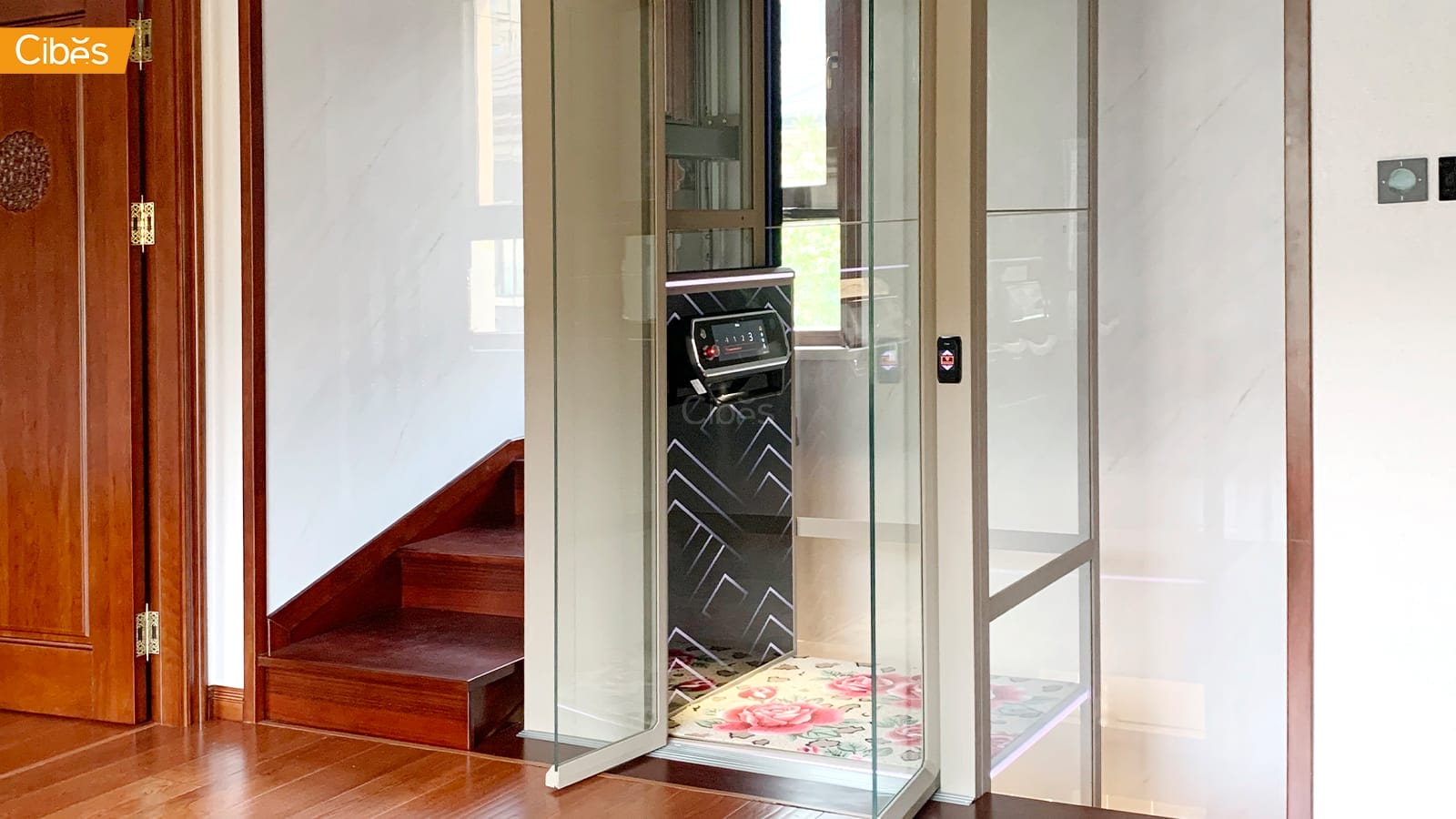 Cibes V80Gly 935×850 ลิฟต์ขนาดเล็ก ลิฟท์กลางบันได Cibes V80 Galaxy ลิฟท์บ้าน 4 ชั้น สี Quartz 1 (ขนาด 935×850)| ภาพตัวอย่างลิฟท์บ้าน